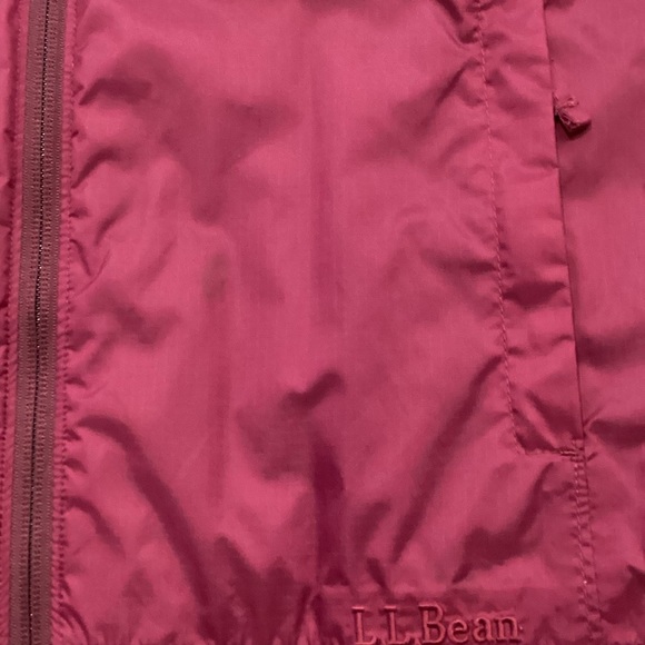 L.L. Bean Women’s Plum Hooded Full Zip Raincoat, Size Small Petite - Picture 16 of 16